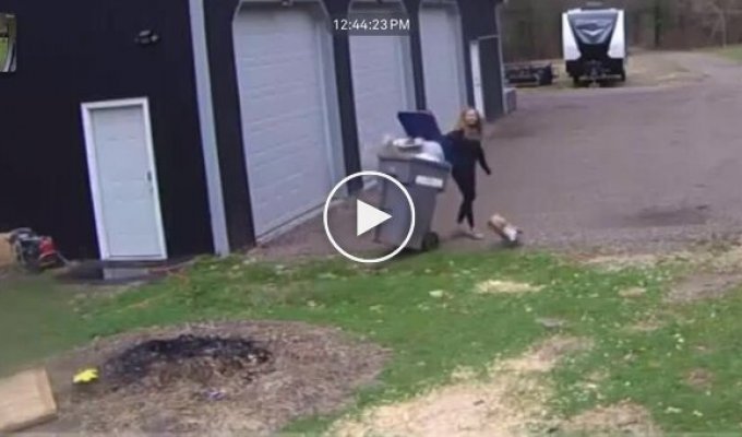 The last straw: when even taking out the trash becomes a challenge