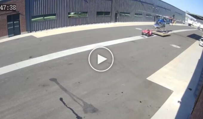 A helicopter crash due to inattention