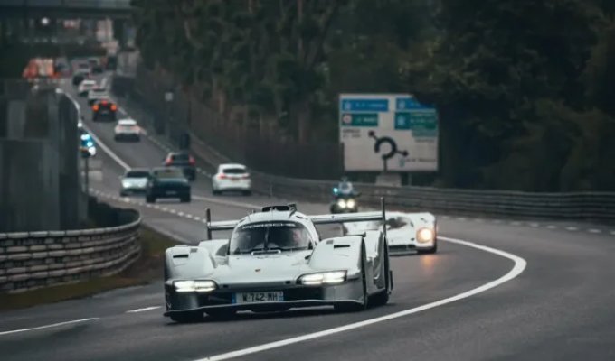 Porsche presented a one-of-a-kind hypercar 963 RSP for public roads (10 photos)