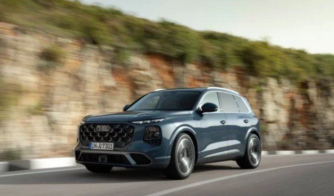 Audi викотила нову Q7 - із салону прибрали майже всі кнопки (7 фото)