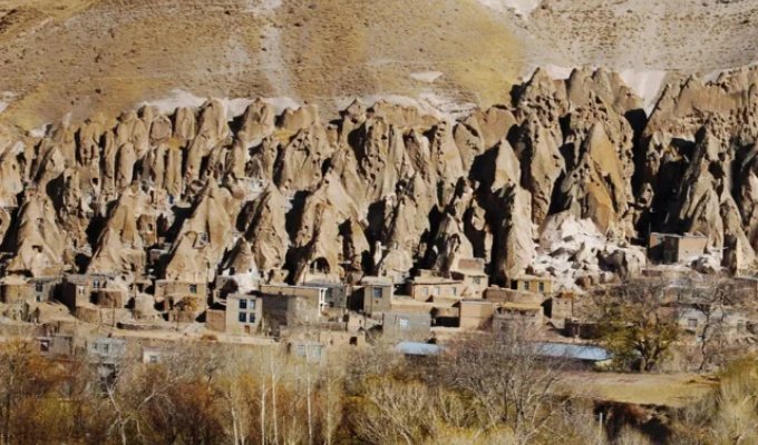 Кандован - город в скалах (7 фото + видео)