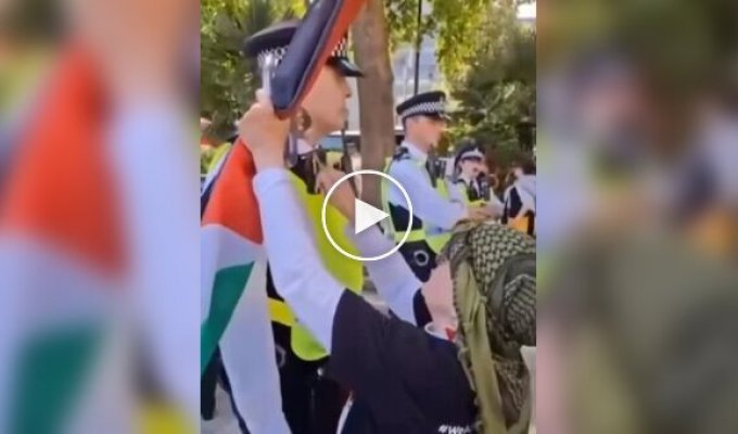 An unexpected episode at a protest in the UK