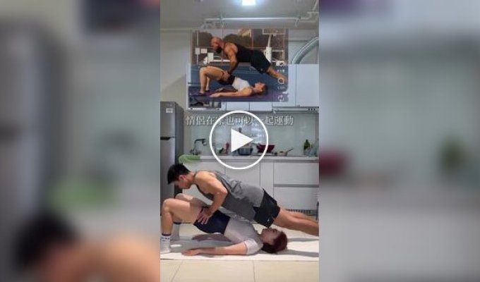 Спортивний челендж для парочок на силу і витривалість