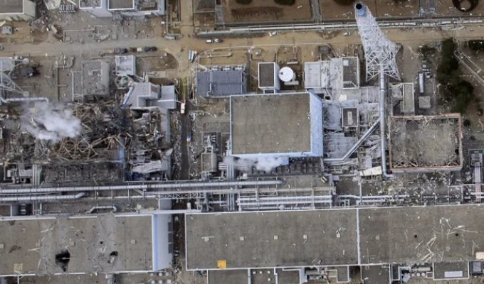 Fukushima-1 Nuclear Power Plant: Aerial View (13 photos)