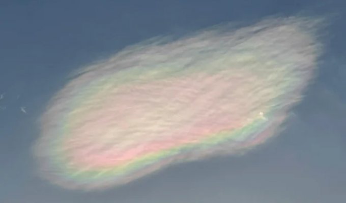 A Compilation of Rainbows on a Cold Day (3 photos + 3 videos)