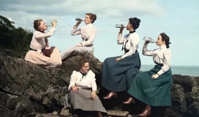 Уникальные исторические кадры, которые перенесут вас в прошлое (21 фото)