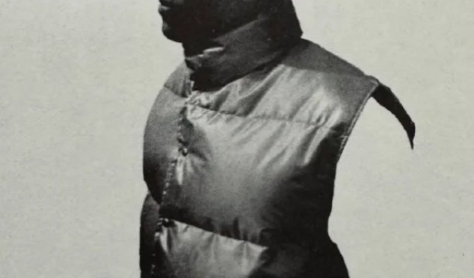 Pages from the first The North Face catalog (9 photos)