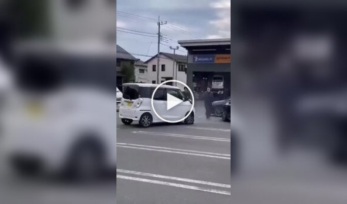 In Japan, an 87-year-old driver created chaos in a service station parking lot