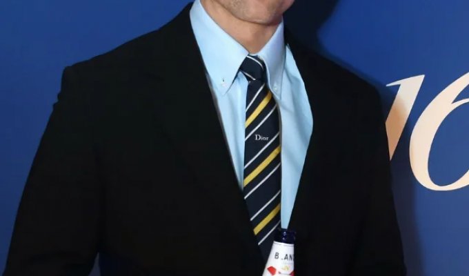 Роберт Паттінсон став обличчям рекламної кампанії 1664 року Blanc (8 фото + відео)