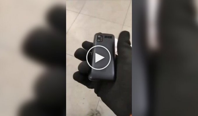 Why you shouldn't pick up lost or forgotten things on the street