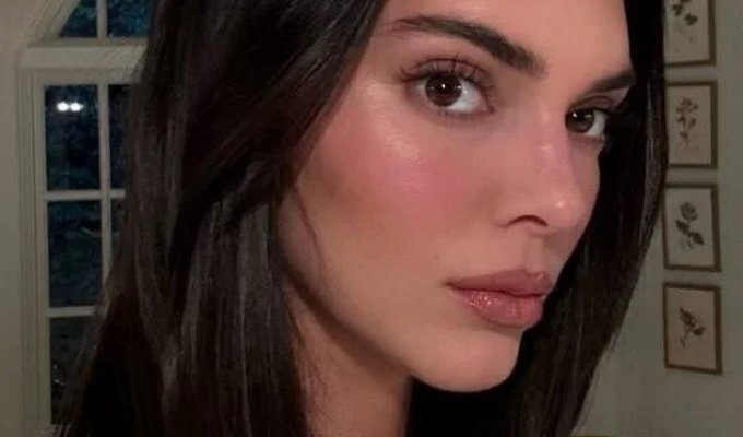 Kendall Jenner bought a house for $ 23 million (8 photos)