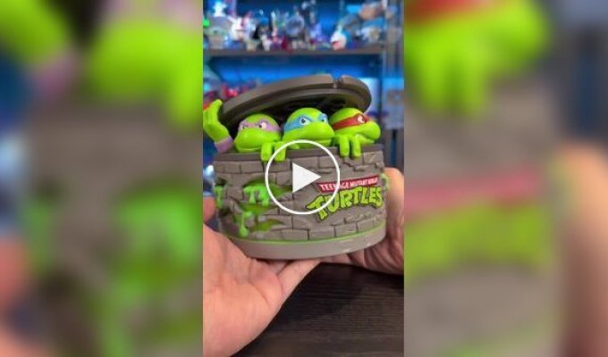 A humidifier in the shape of a well with Teenage Mutant Ninja Turtles