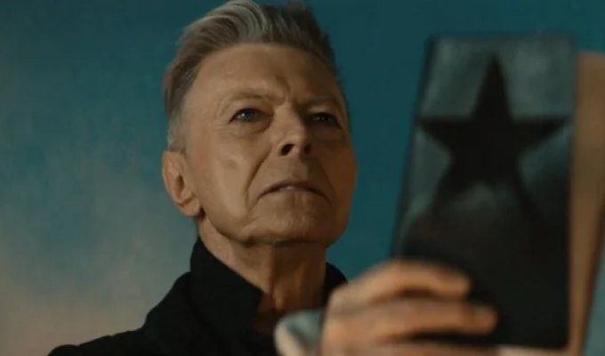 7 World-Famous Celebrities Who Were Deeply Into the Occult (8 Photos)