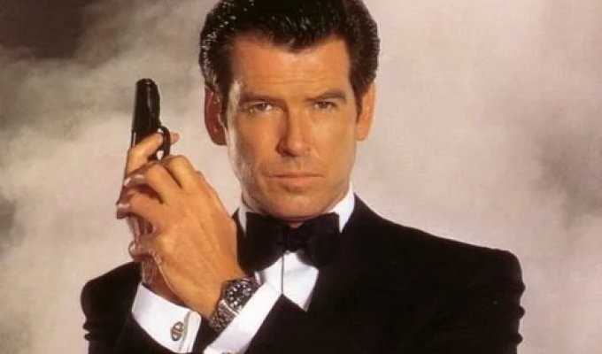 72-летний Пирс Броснан для Армани (3 фото)