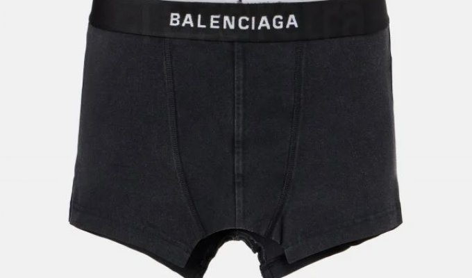 Новый безумный хит от Balenciaga (6 фото)