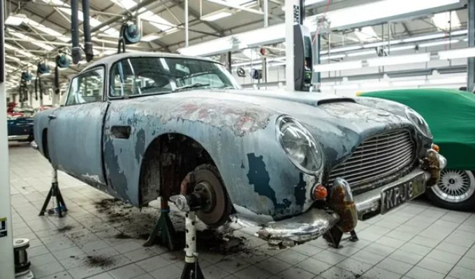 60-летний Aston Martin DB5 подорожал более чем в тысячу раз после реставрации (10 фото)