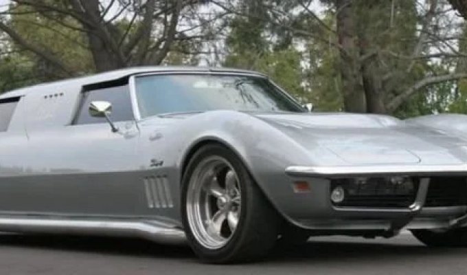 Лимузин на базе Chevrolet Corvette 1969 года (17 фото)