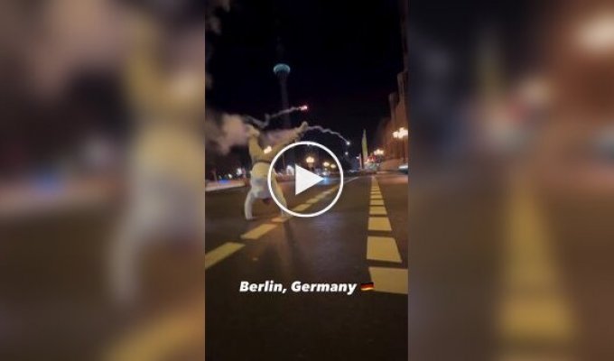 Dangerous entertainment for German eccentrics