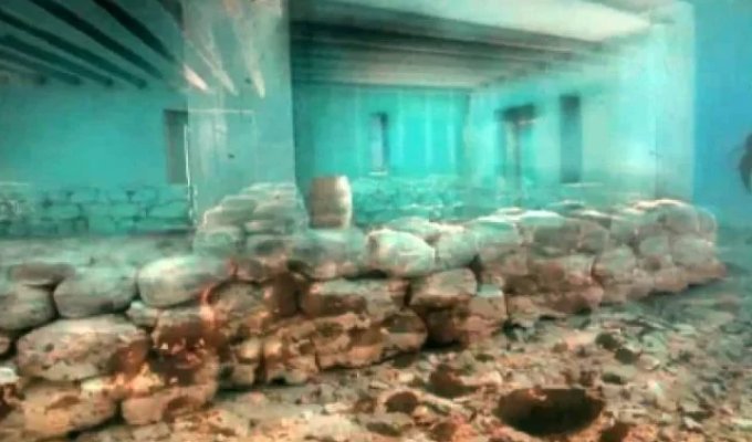 Затонувший город Павлопетри (7 фото)