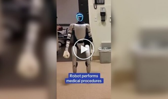 Chinese humanoid robots are being taught to provide first aid