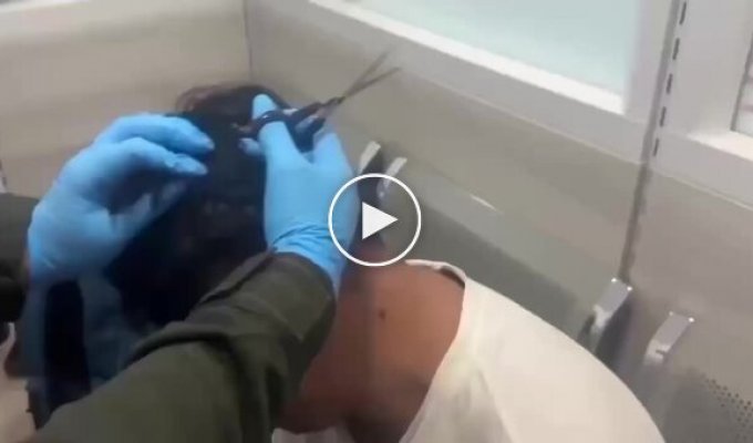 A man hid drugs under his wig.