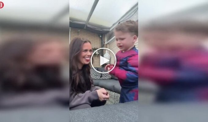 Мама разыграла сына фальшивым языком