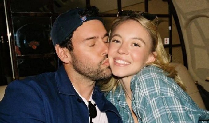 Sydney Sweeney Could Convert to Judaism for Boyfriend Scooter Braun (6 Photos + Video)