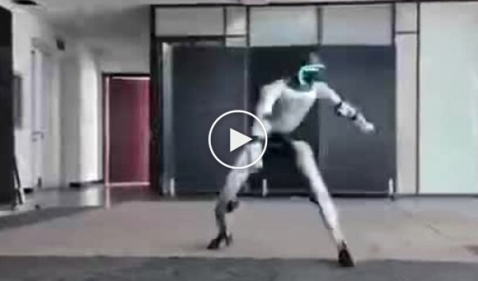 Robots are already too good: Unitree showed humanoids dancing and acrobatics