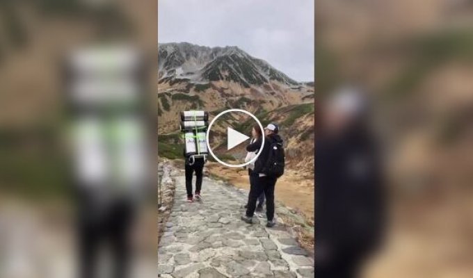 A Japanese man demonstrated the process of delivering beer to hot springs