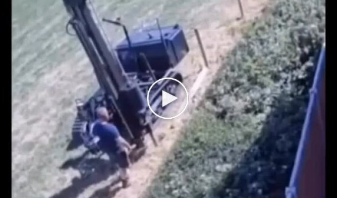 Во время установки забора рабочие повредили подземную газовую магистраль