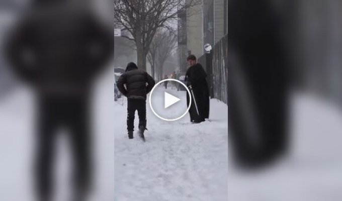 Как парни заводят новых друзей