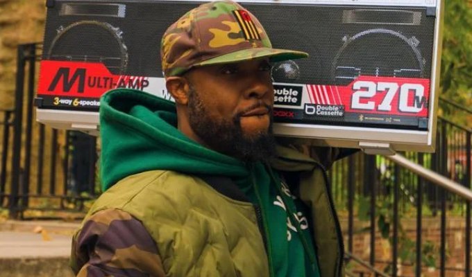 Ретро на новый лад: кассетный бумбокс с Bluetooth выходит на Kickstarter (5 фото + видео)