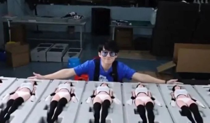 The Japanese have begun to create ultra-realistic game characters from silicone (6 photos + video)
