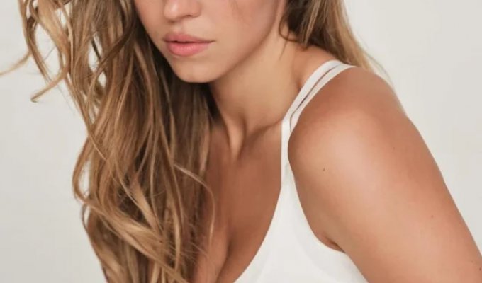 Сидни Суини в нижнем белье Syrn (8 фото)