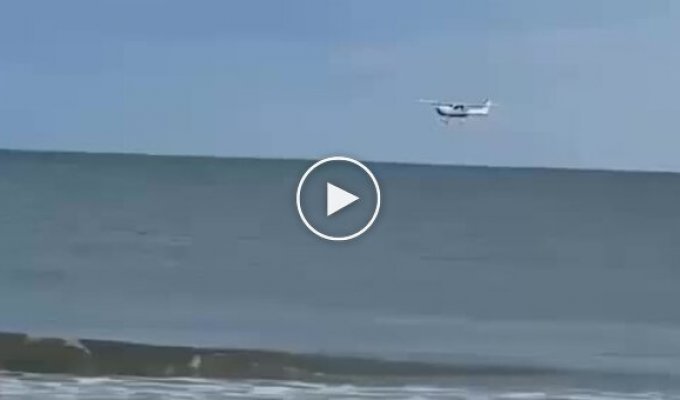 In North Carolina, a plane crashed right into the ocean near a beach