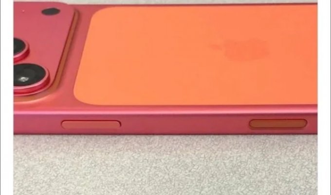 IPhone 17 Pro Max научился менять цвет (4 фото)