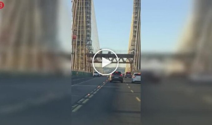A portable toilet fell off a bridge in Seville.