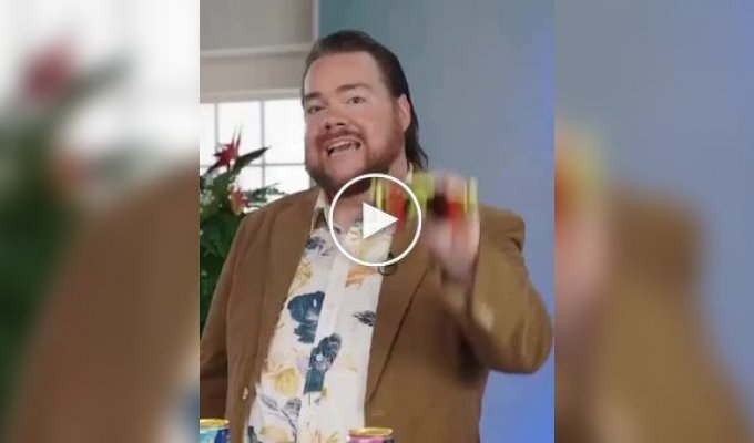 Анонсовано сонячні окуляри для мертвих