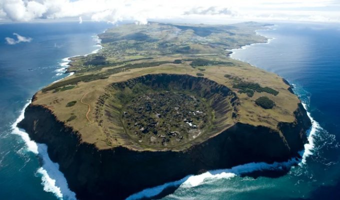 Коротка історія апокаліпсису на острові Великодня (5 фото)