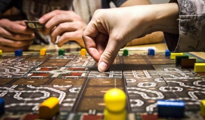 Як настільні ігри допомагають відновити баланс після роботи