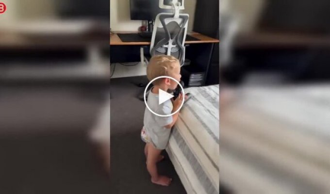 Дитина та масажний пістолет: незвичайне використання пристрою