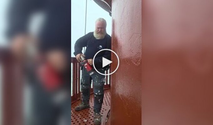 Ранкова кава на маяку