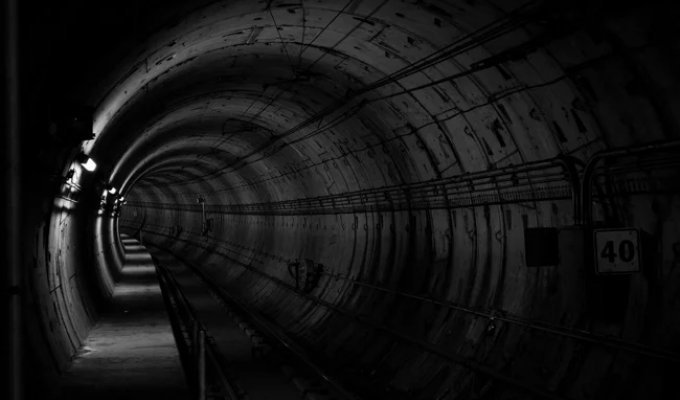 6 Subway Stations That Were Built but Never Opened to Passengers (7 Photos)