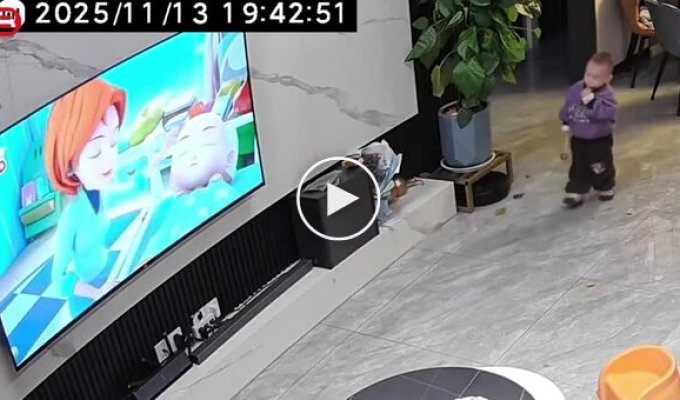 Большой экран против маленького молотка