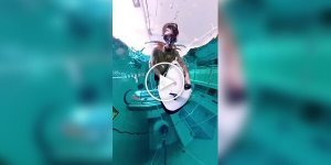 Instantaneous Dive 40 Meters in a Pool