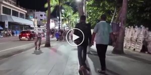 Реакция девушки на запах от индийцев